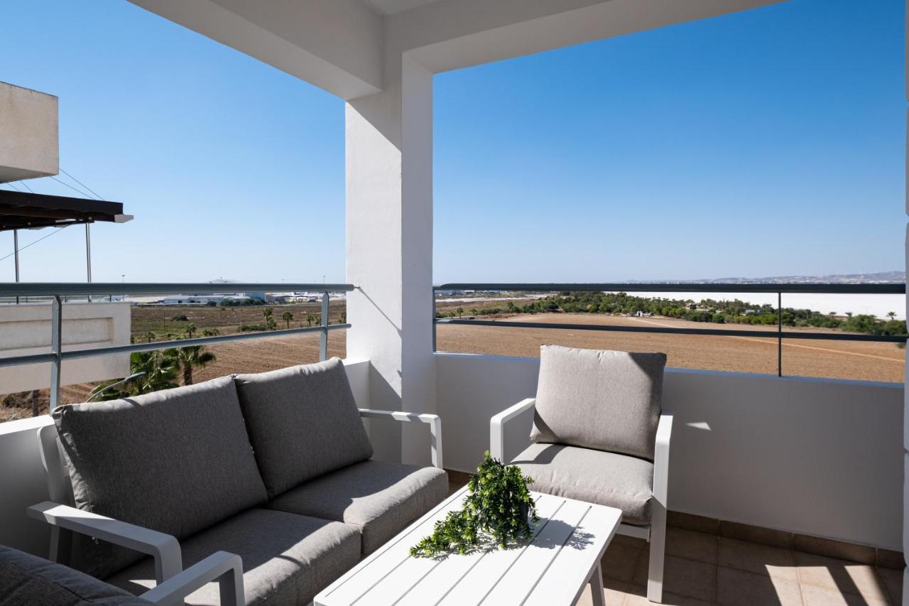 The Saline Views Makenzy Apartment Larnaca Ngoại thất bức ảnh