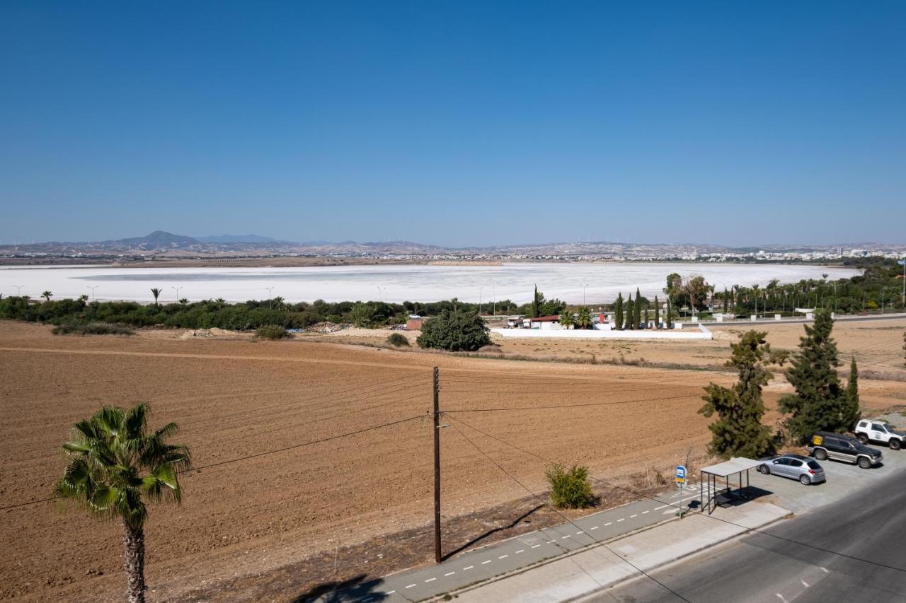 The Saline Views Makenzy Apartment Larnaca Ngoại thất bức ảnh